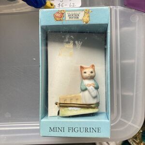 The World of Beatrix Potter Mini Figurine Ginger Cat Made in Sri Lanka B2 Schmid
